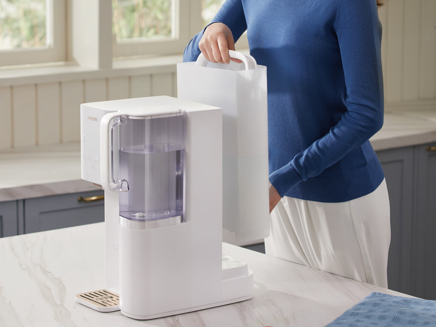 A001-06 Philips ADD6920 RO Instant Hot Water Dispenser